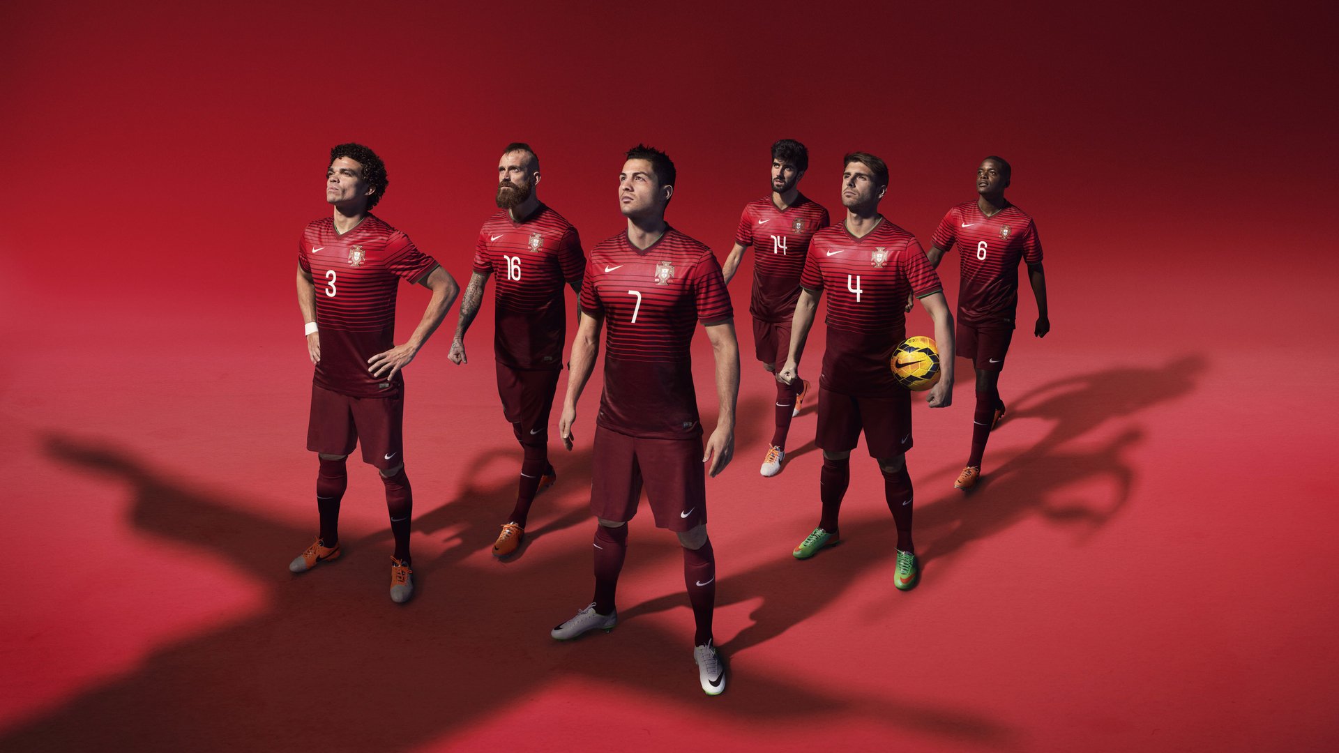 女子足球国家队体能训练计划公布，女子足球训练营