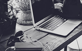 爱游戏在线登录入口-“胜负关键！比赛中的战术应变大揭秘”，全场比赛战术